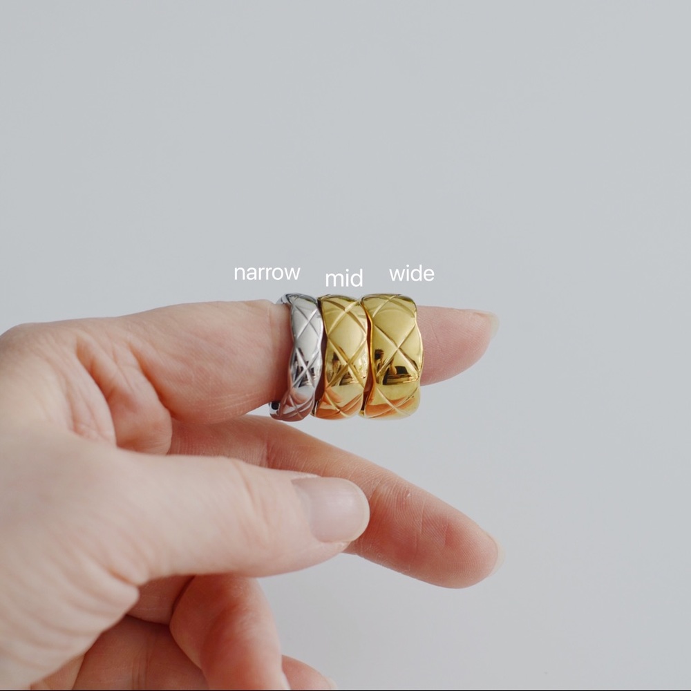 18K Gold Plated Minimalist Crush Wide Band Ring - Picture 2 of 8